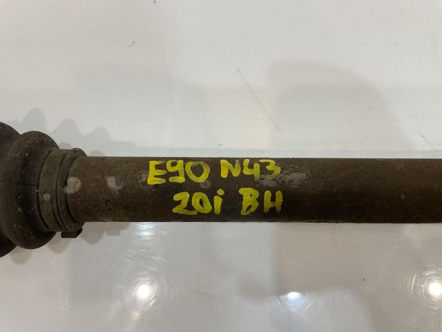 bontott BMW 3 E90 Bal hátsó Féltengely