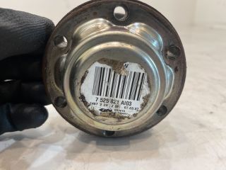 bontott BMW 3 E90 Bal hátsó Féltengely