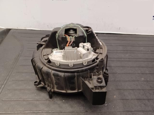 bontott BMW 3 E90 Klímahűtő Ventilátor