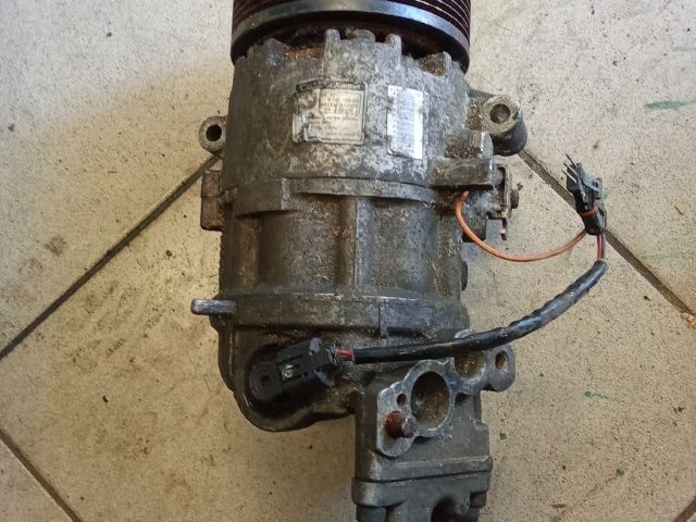 bontott BMW 3 E90 Klímakompresszor