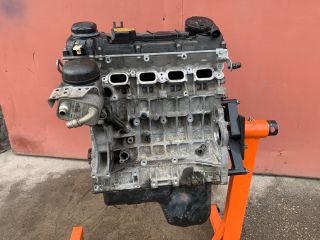 bontott BMW 3 E90 Motor (Fűzött blokk hengerfejjel)