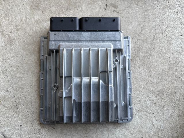 bontott BMW 3 E90 Motorvezérlő