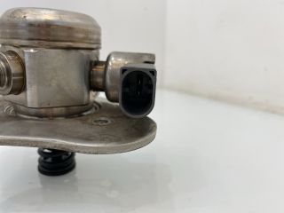 bontott BMW 3 E90 Nagynyomású Szivattyú