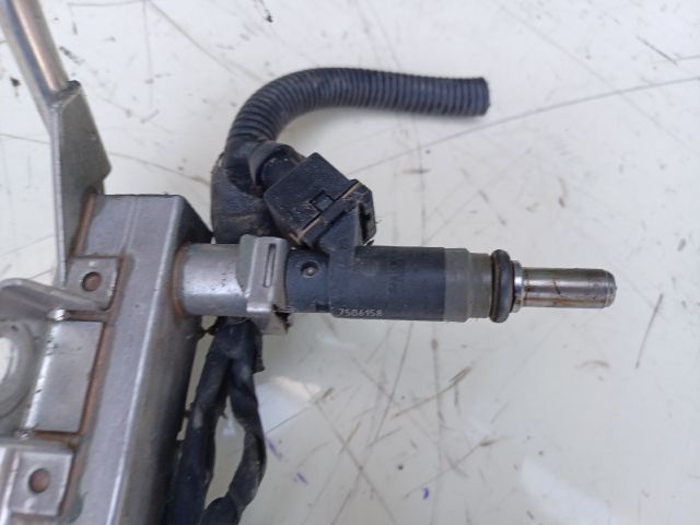 bontott BMW 3 E90 Porlasztó (1 db)