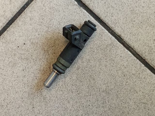 bontott BMW 3 E90 Porlasztó (1 db)