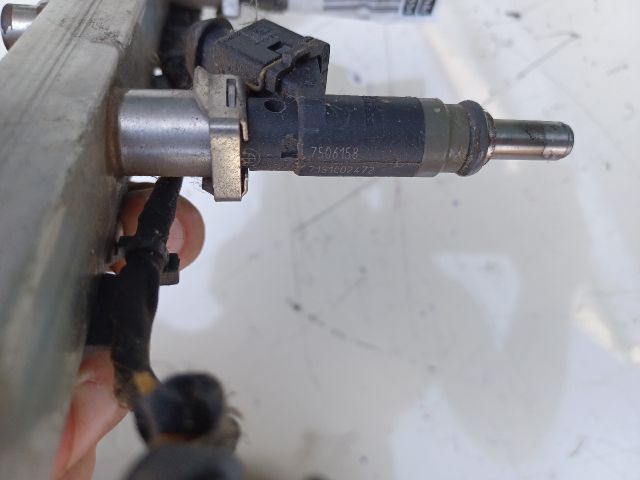 bontott BMW 3 E90 Porlasztó (1 db)