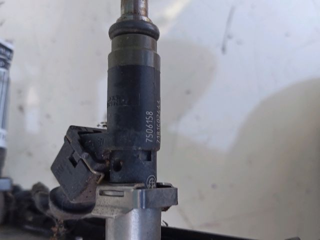 bontott BMW 3 E90 Porlasztó (1 db)