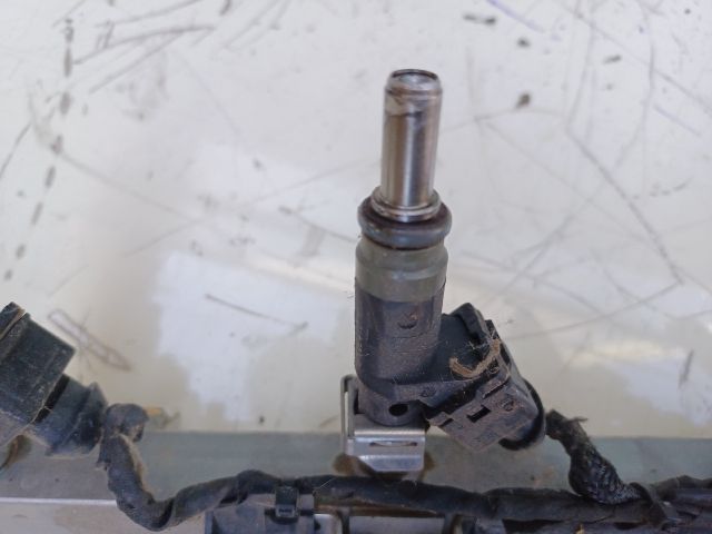 bontott BMW 3 E90 Porlasztó (1 db)