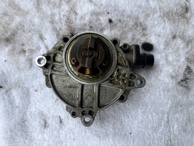 bontott BMW 3 E90 Vákumpumpa