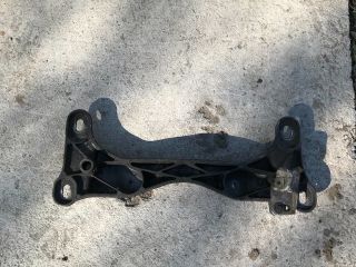 bontott BMW 3 E90 Váltó Tartó Bak (Pozíciófüggetlen)