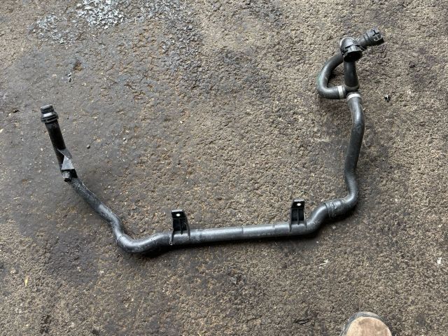 bontott BMW 3 E90 Vízcső