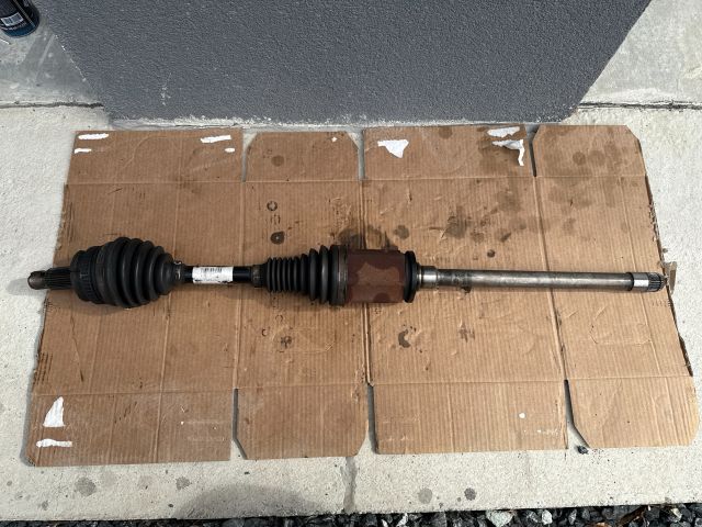 bontott BMW 3 E90 Jobb Féltengely