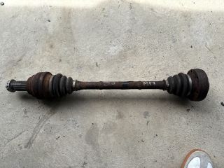 bontott BMW 3 E90 Bal hátsó Féltengely