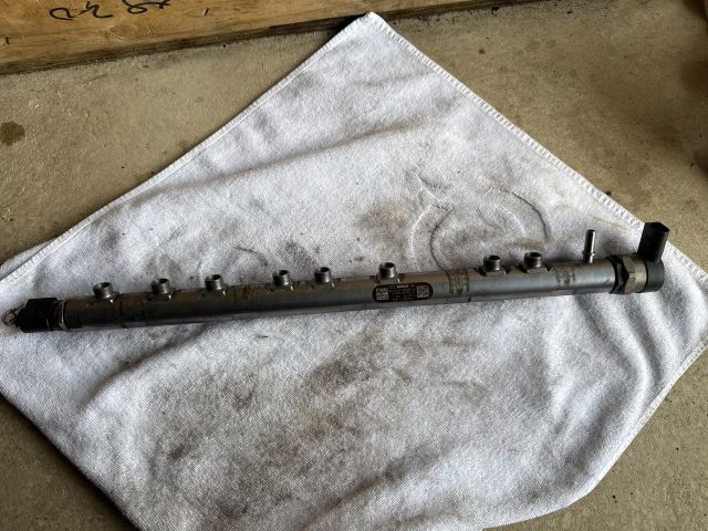 bontott BMW 3 E90 Közösnyomócső