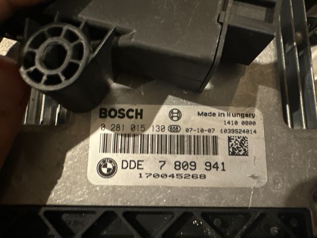 bontott BMW 3 E90 Motorvezérlő