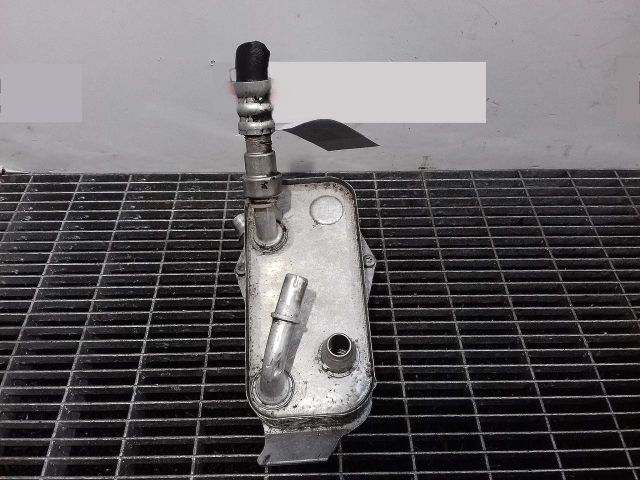 bontott BMW 3 E90 Olajhűtő