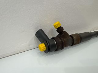 bontott BMW 3 E90 Porlasztó (1 db)