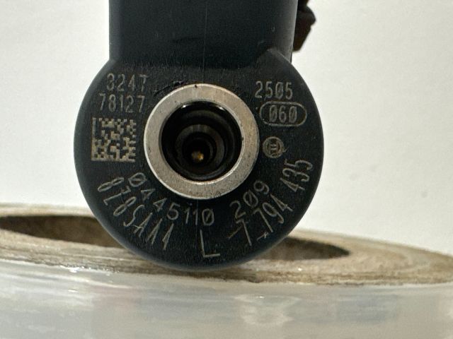 bontott BMW 3 E90 Porlasztó (1 db)