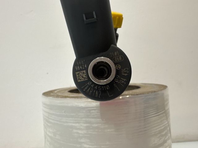 bontott BMW 3 E90 Porlasztó (1 db)