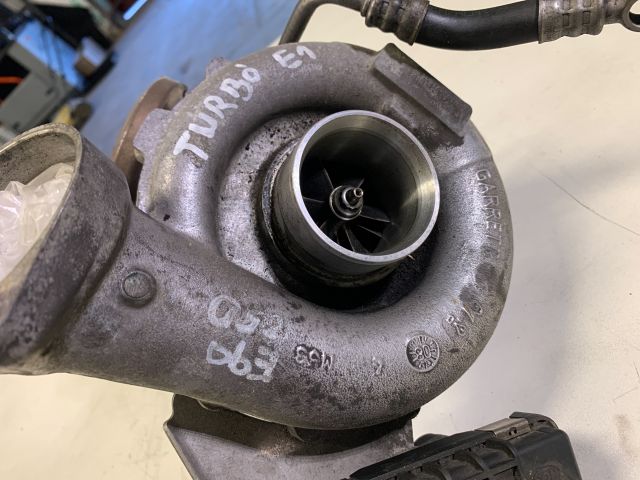 bontott BMW 3 E90 Turbó