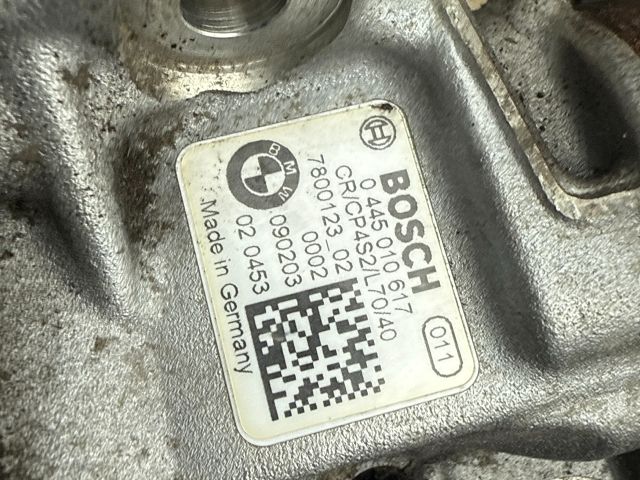 bontott BMW 3 E90 Üzemanyag Szivattyú