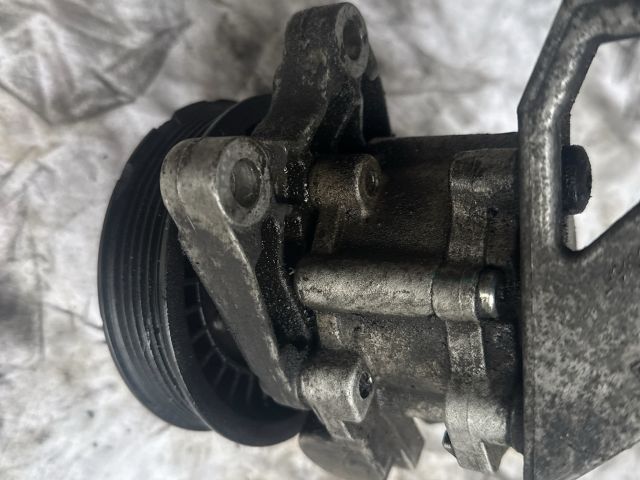 bontott BMW 3 E90 Kormányszervó Motor (Hidraulikus)