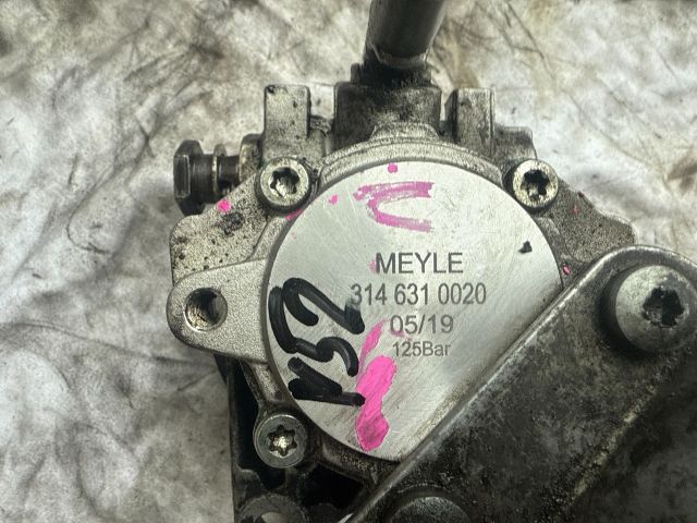 bontott BMW 3 E90 Kormányszervó Motor (Hidraulikus)