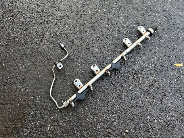 bontott BMW 3 E90 Közösnyomócső