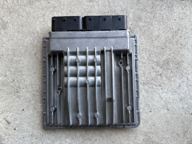 bontott BMW 3 E90 Motorvezérlő