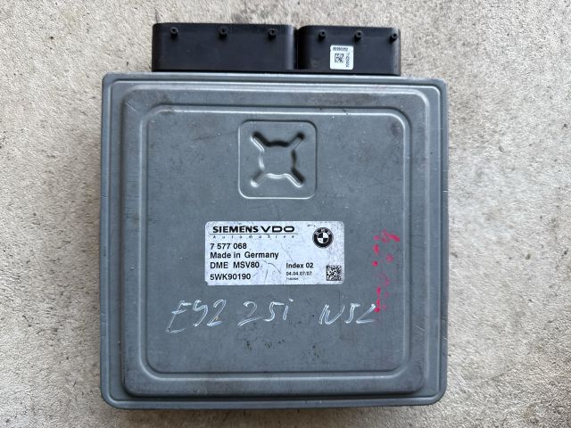 bontott BMW 3 E90 Motorvezérlő