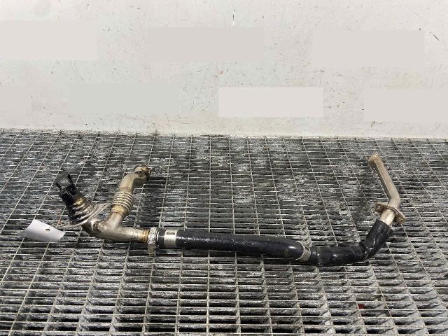 bontott BMW 3 E90 EGR Hűtő Cső