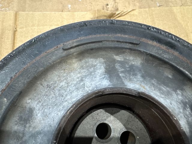 bontott BMW 3 E90 Főtengely Szíjtárcsa