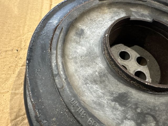 bontott BMW 3 E90 Főtengely Szíjtárcsa