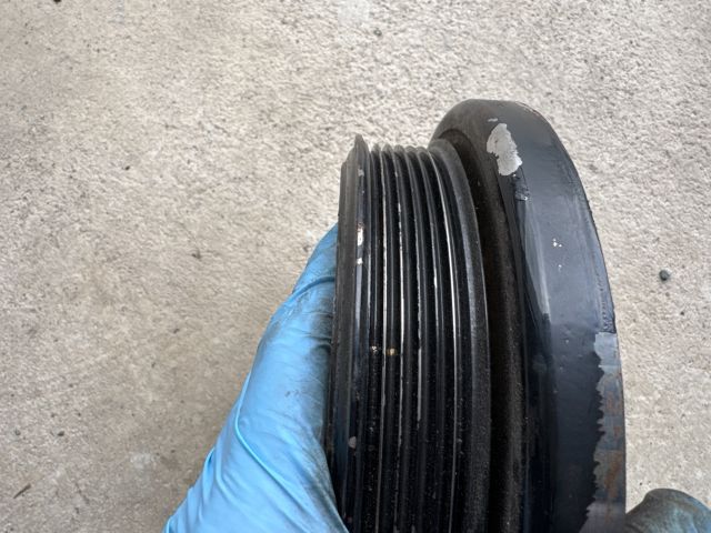 bontott BMW 3 E90 Főtengely Szíjtárcsa