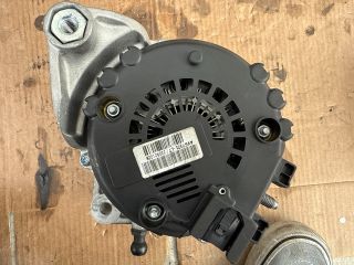 bontott BMW 3 E90 Generátor