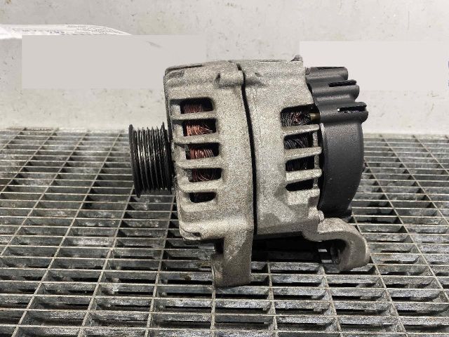 bontott BMW 3 E90 Generátor