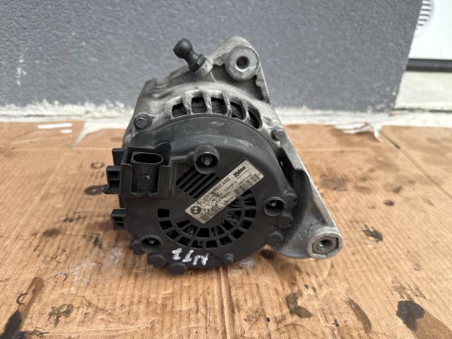 bontott BMW 3 E90 Generátor