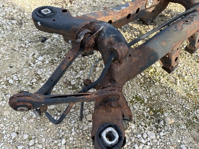 bontott BMW 3 E90 Hátsó Híd (Tárcsafékes)