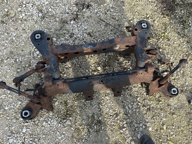 bontott BMW 3 E90 Hátsó Híd (Tárcsafékes)