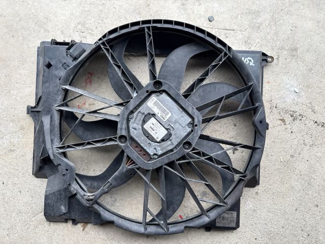 bontott BMW 3 E90 Hűtőventilátor