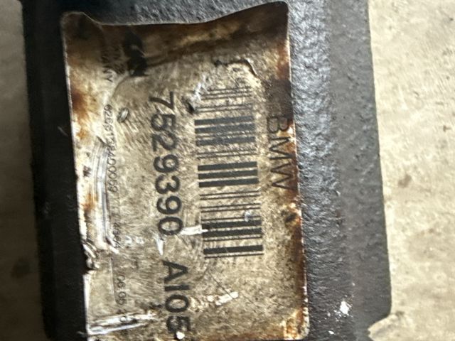 bontott BMW 3 E90 Jobb Féltengely