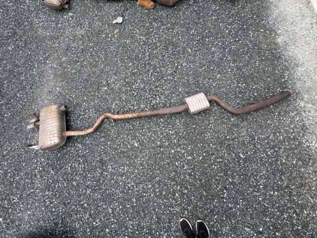 bontott BMW 3 E90 Komplett Kipufogó Rendszer