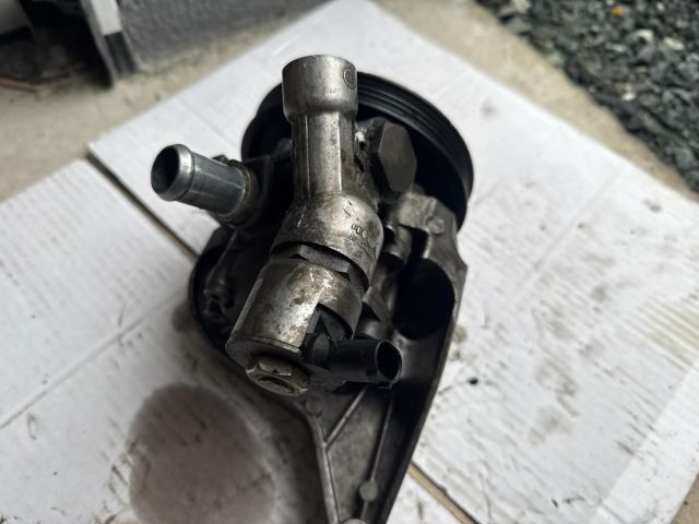 bontott BMW 3 E90 Kormányszervó Motor (Hidraulikus)