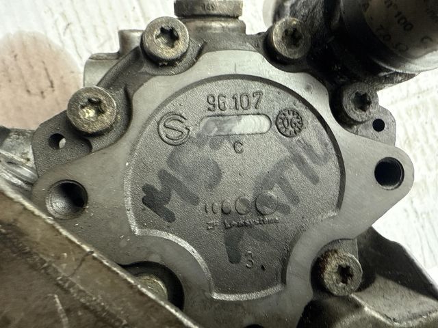 bontott BMW 3 E90 Kormányszervó Motor (Hidraulikus)