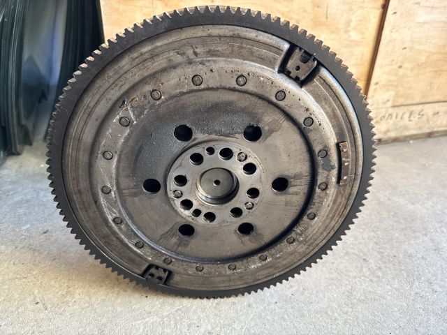 bontott BMW 3 E90 Kuplung Szett Lendkerékkel