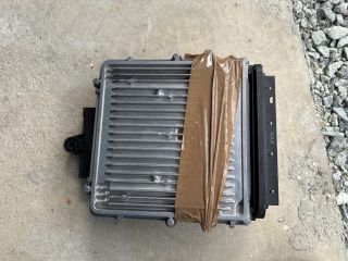 bontott BMW 3 E90 Motorvezérlő