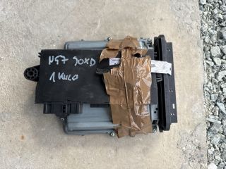 bontott BMW 3 E90 Motorvezérlő