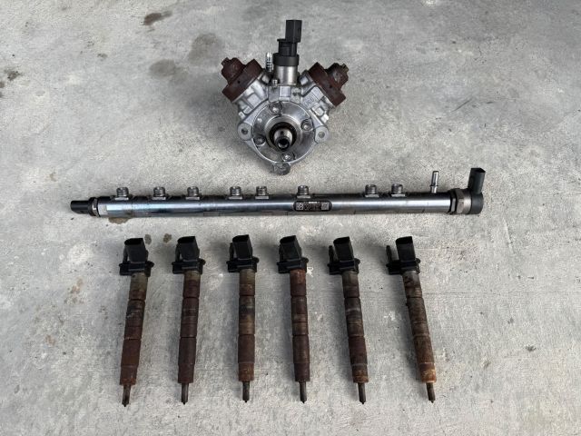 bontott BMW 3 E90 Nagynyomású Szivattyú