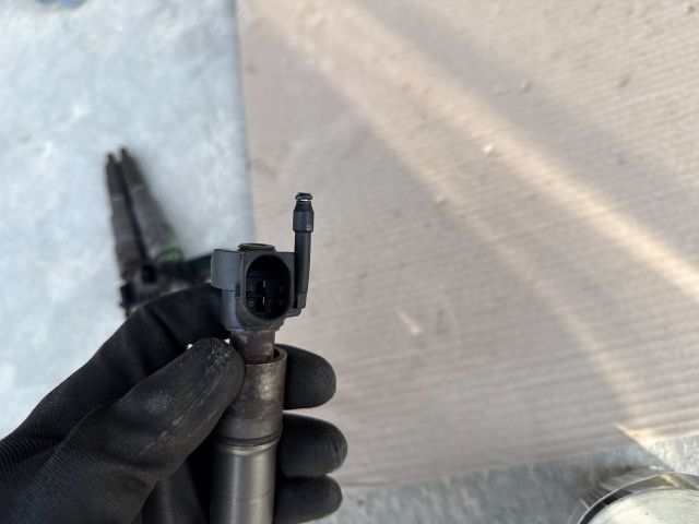 bontott BMW 3 E90 Porlasztó (1 db)