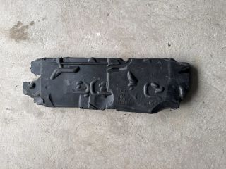 bontott BMW 3 E90 Porlasztó Burkolat